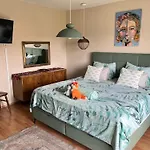 Veronika\'S House
